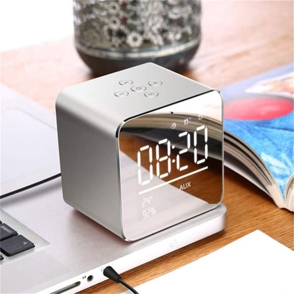INF Mini Bluetooth herätyskellokaiutin