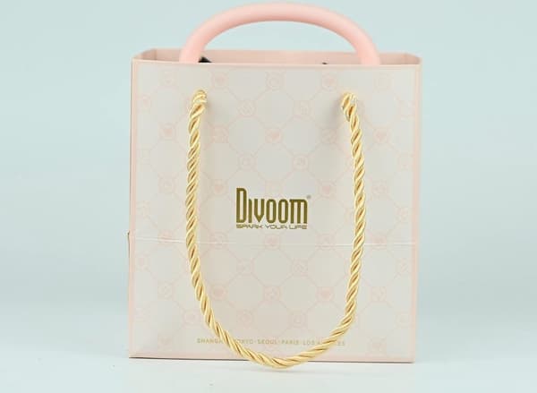 Divoom™ Ditoo Mic - Bærbar højttaler - Med trådløs mikrofon - Pixelart - Pink