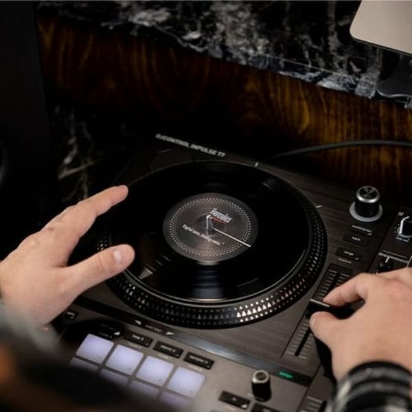 Styreenhed DJ Hercules