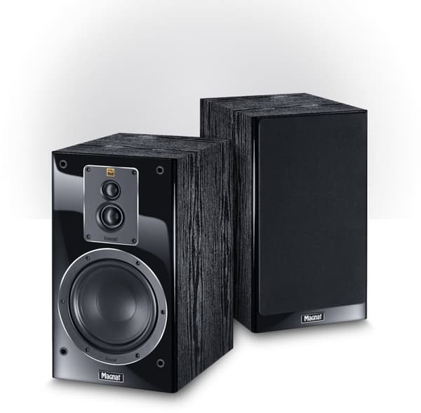Magnat SIGNATURE 503 3-vejs Black Wired 100 W 2 stk.