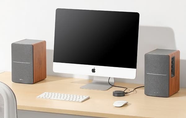 Edifier R1280T WiiM Mini - Aktiva 2.0 bokhögtalare med WiiM Mini inkluderad för streaming via Airplay 2 - 42 W RMS - Trä