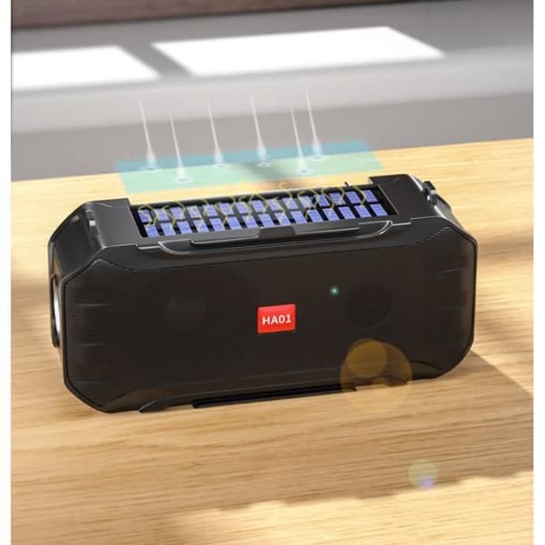 Multifunktionell solcells trådlös bluetooth-högtalare FM-radio bärbar ficklampa utomhussport bluetooth-högtalare
