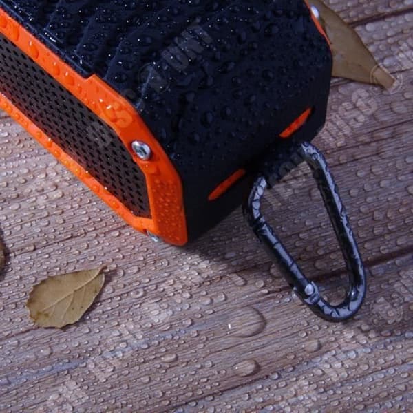 Multifunktionell solcells trådlös bluetooth-högtalare FM-radio bärbar ficklampa utomhussport bluetooth-högtalare