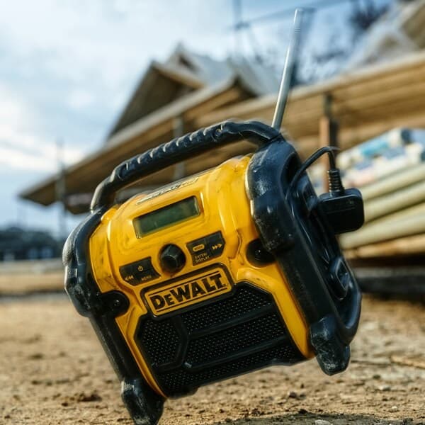 DeWALT DCR020-QW radio Bærbar digital Sort, Gul