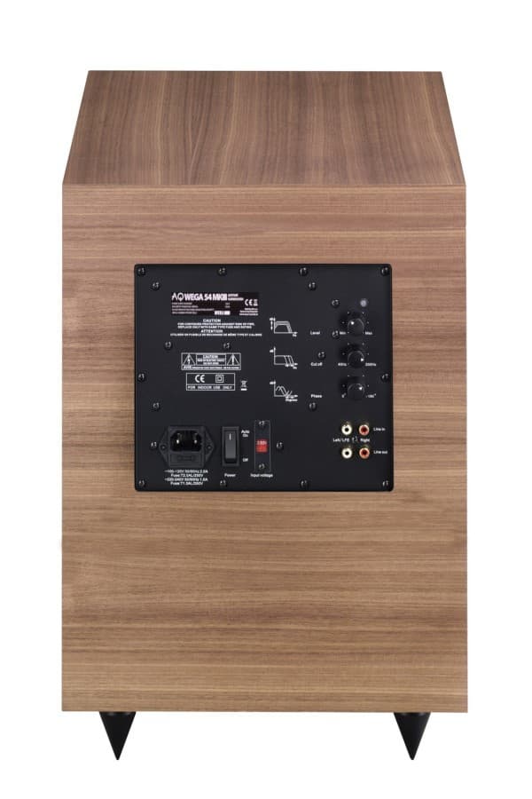 Acoustique Quality WEGA 54 - Aktiivinen subwoofer kotiteatteriin tai stereoihin / PÄHKINÄ
