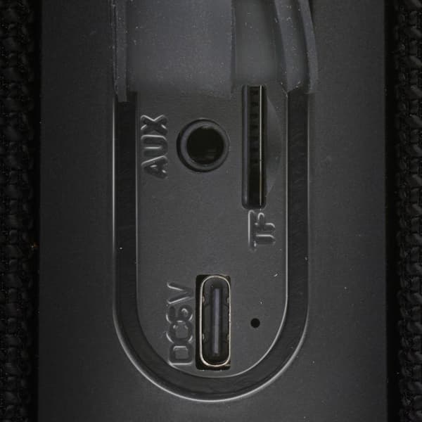 Magneettinen Bluetooth-kaiutin jaetulla muotoilulla - 10W TWS