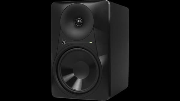 Mackie MR824 - 1.0 Kanaler - Kabelansluten - XLR/6.3mm/RCA - 55 W - 35 - 20000 Hz - Svart