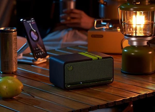 Edifier MP230 svart - Bärbar trådlös Bluetooth-högtalare uppspelning via Bluetooth, AUX och Micro SD-kort, svart