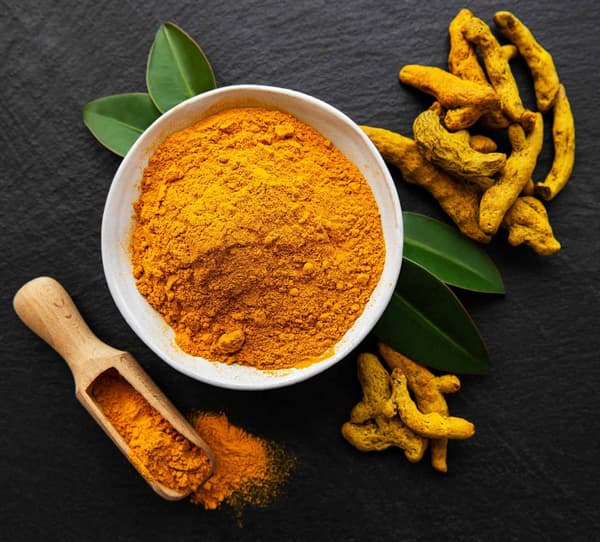 Jauhettu kurkuma - 500 g mausteita