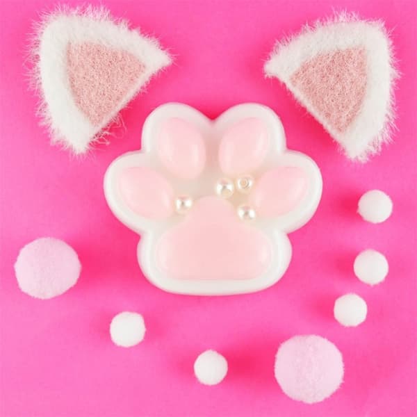 Squishy Cat Paw joilla on korvat 7cm