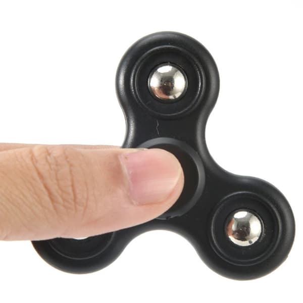 3-pack Roterande dekompression fidget spinner trebladig stålkula finger spinner vuxen dekompression artefakt