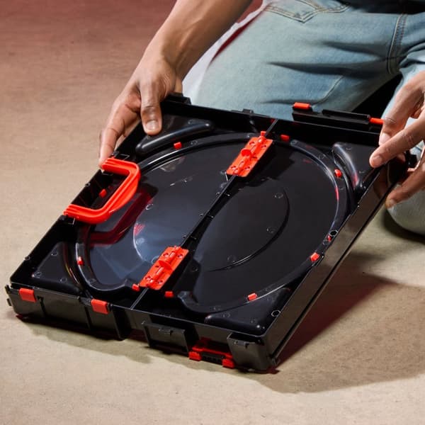 Beyblade X Clash & Carry Beystadium