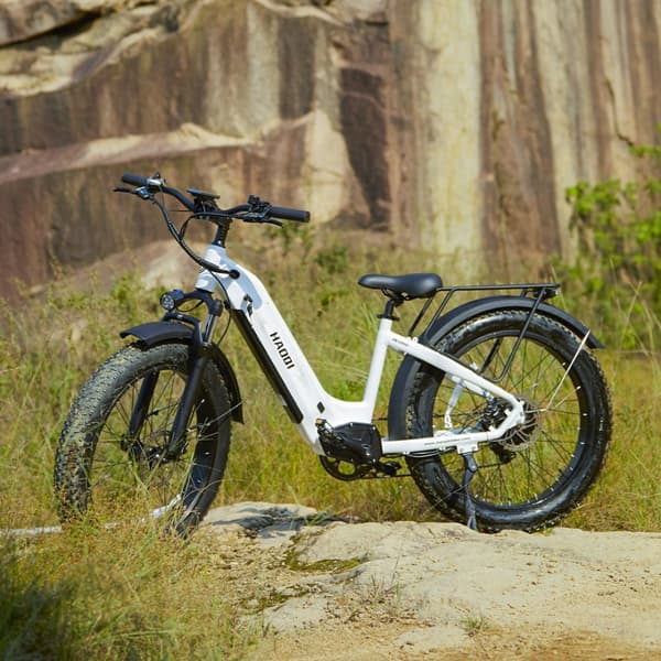 HAOQI Eagle2.0 sähköpyörä aikuisille 250W48V20Ah sähköpyörä 26” renkaat sähköpyörä huippunopeus 25 kilometriä tunnissa