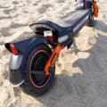 Miniatyrbild 9 av 11: Elscooter CUNFON RZ1000 1200*2W 24AH/1152Wh Dubbelmotor 10,5-tums landsvägsdäck Stadspendling Elscooter