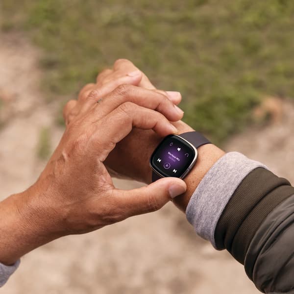 Fitbit Sense, carbon/graphite stainless steel