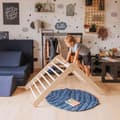 Miniatyrbild 2 av 11: Montessori inomhusklätterställning för barn – Klättringstriangel med 2 höjdnivåer för småbarn