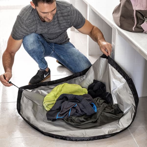 2-in-1 pukuhuonealusta ja vedenkestävä kassi Gymbag InnovaGoods