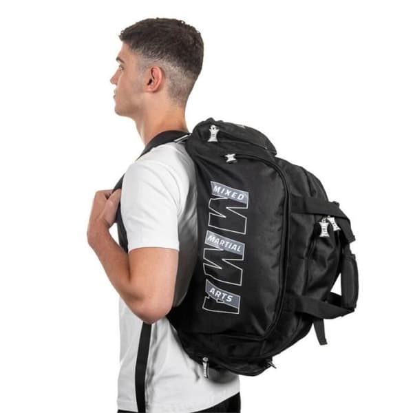 MMA ryggsäck - Metal Boxe - Svart - Konvertibel - 3 dragkedjefickor - 54x25x30cm