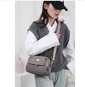 Miniatyrbild 3 av 5: INF Snygg 2025 Crossbody-väska i nylon för kvinnor Grå