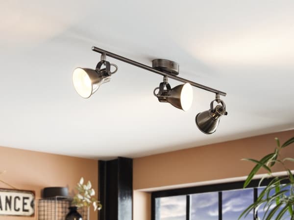 EGLO Seras, Utanpåliggande spotlight, Glödlampan/-lamporna kan inte bytas ut, 6,6 W, 3000 K, 240 LM, Gräddfärgad, Nickel