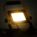 Miniatyrbilde 2 av 11: vidaXL LED-flomlys med håndtak 30 W varmhvit