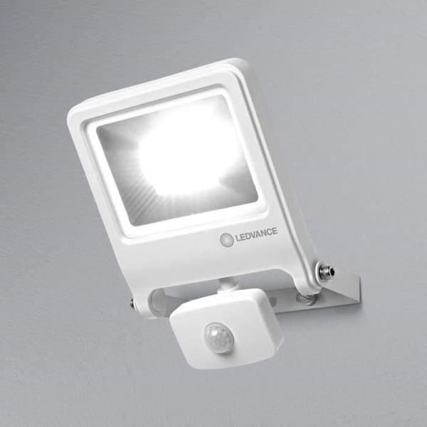 Utomhus LED-projektor - LEDVANCE - Endura Flood 30W - Närvarodetektor - Vit