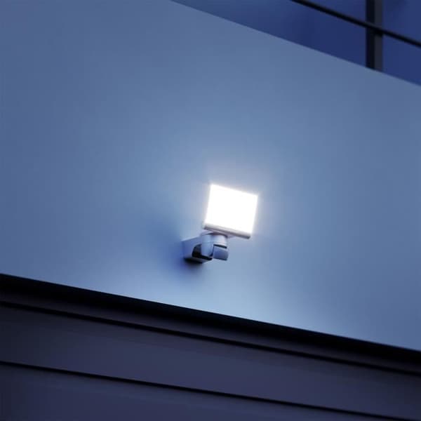 STEINEL - Utomhusstrålkastare med sensor - XLED Home 2 S 13,7 W 3000K IP44 - Vit