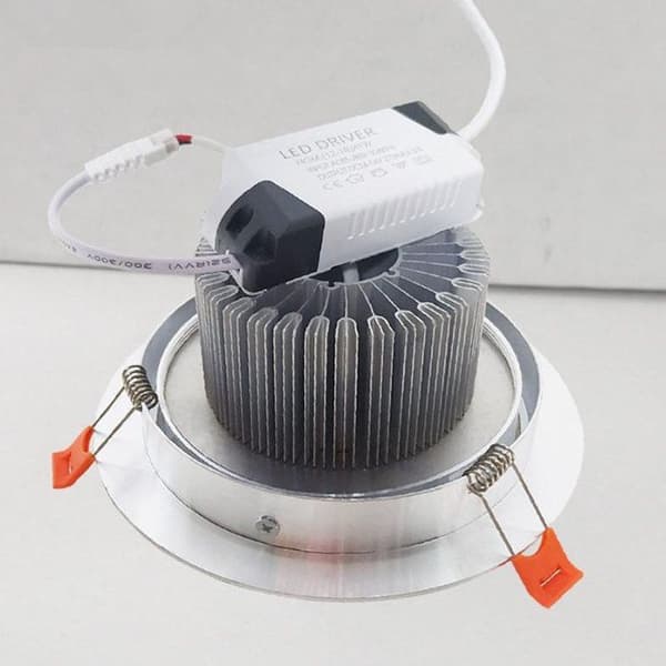 1 ST LED Downlight Vero 7W Extra platt kallvit rund taklampa för vardagsrum, badrum, kök - belysningstillbehör