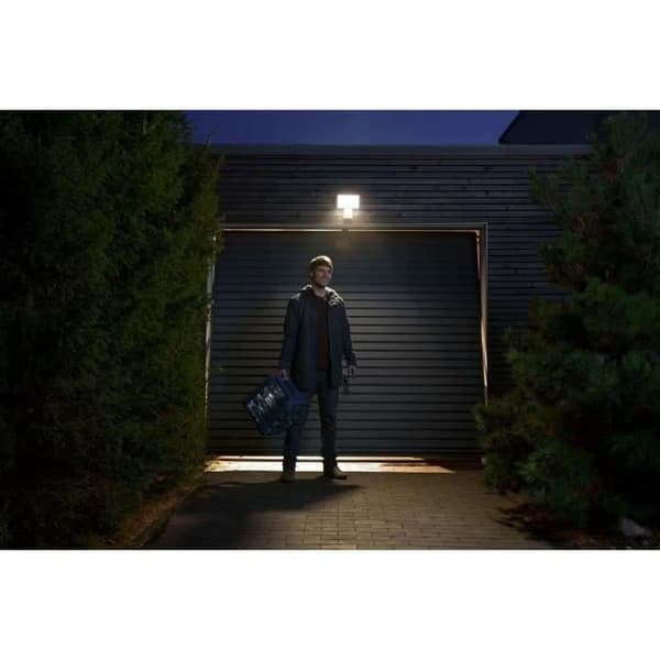 15 W LED utomhusstrålkastare kallvit LEDVANCE