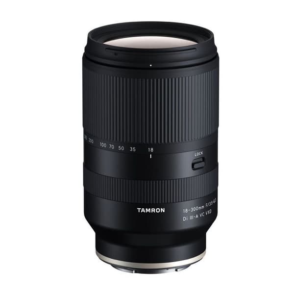 Tamron objektiv 18-300mm f/3.5-6.3 di III-a vc vxd kompatibel med Sony E APS-C Svart