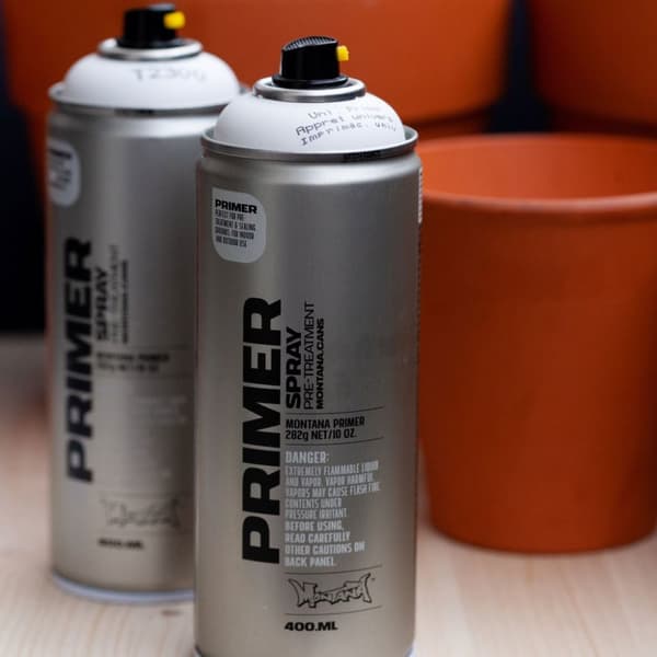 Montana Primer - Universal - 400 ml - Grundfärg Vit