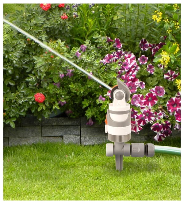 Sæt med 2 produkter. WHITE LINE 4 - mønster gear drive sprinkler
