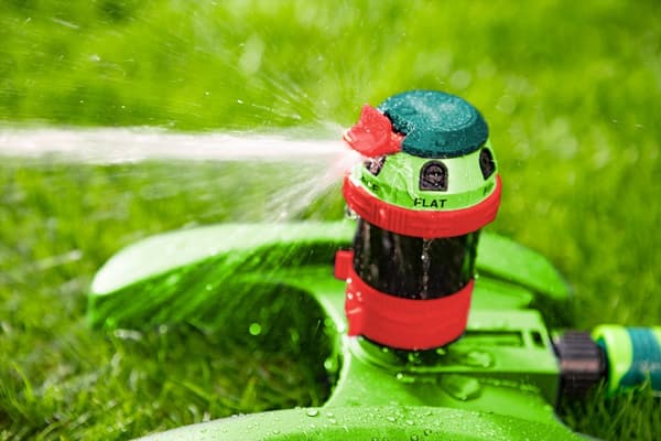 Sektorsprinkler, 6-funktion med drev, justerbar rækkevidde