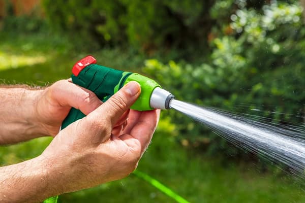 Säädettävä pistoolin sprinkleri