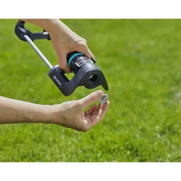 GARDENA EcoLine oscillerande sprinkler - Upp till 220 m² - Återvunnet material - Högkvalitativ UV- och frostbeständig