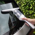 Miniatyrbild 6 av 6: BREND Elektrisk fönsterrengöringswiper med sugsystem och sprayflaska