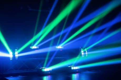 BeamZ MHL820 Helix LED 8x3W RGBW DMX