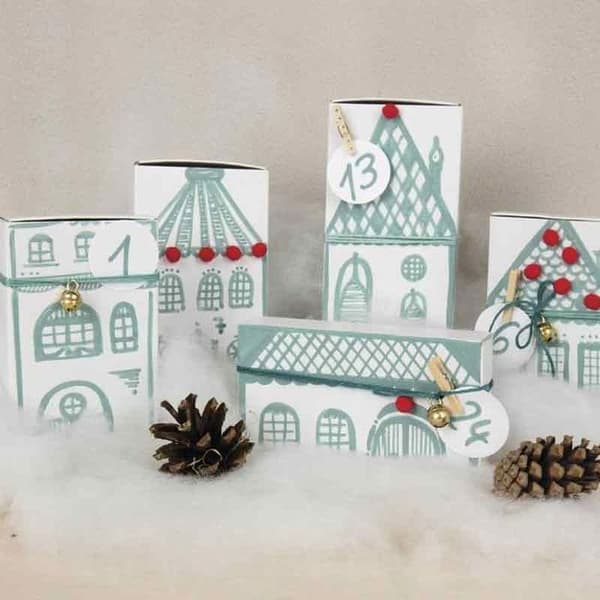 Tändsticksaskar - RAYHER - Stora - 11x6,5x2cm - Förpackning med 12 stycken - Blandat
