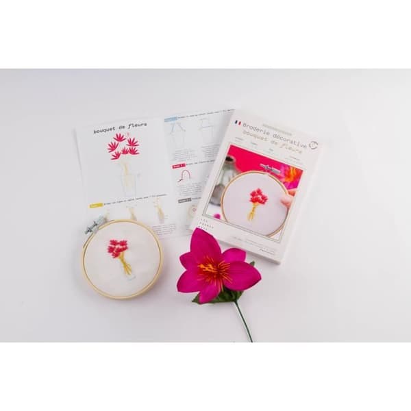 Broderi kit - Franska kit - Blomma - 5 blommor - Handledning ingår - Enkla nybörjare