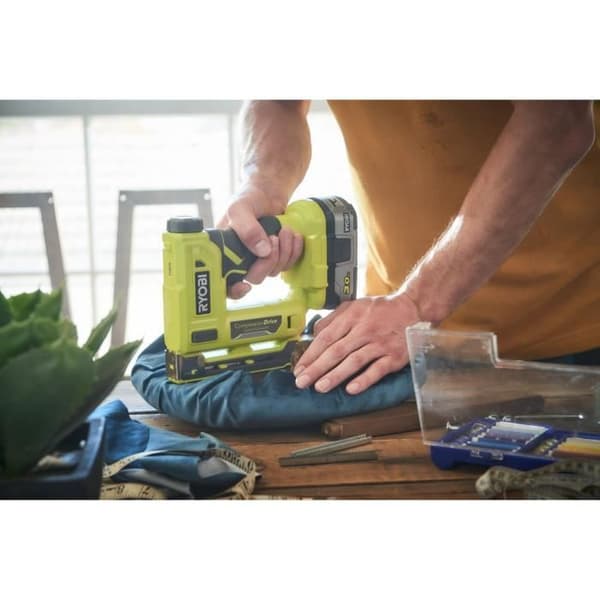 RYOBI 18V T50 häftapparat - 6,35 till 14,3 mm T50 häftklamrar