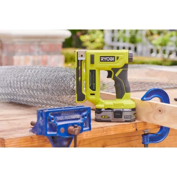 RYOBI 18V T50 häftapparat - 6,35 till 14,3 mm T50 häftklamrar