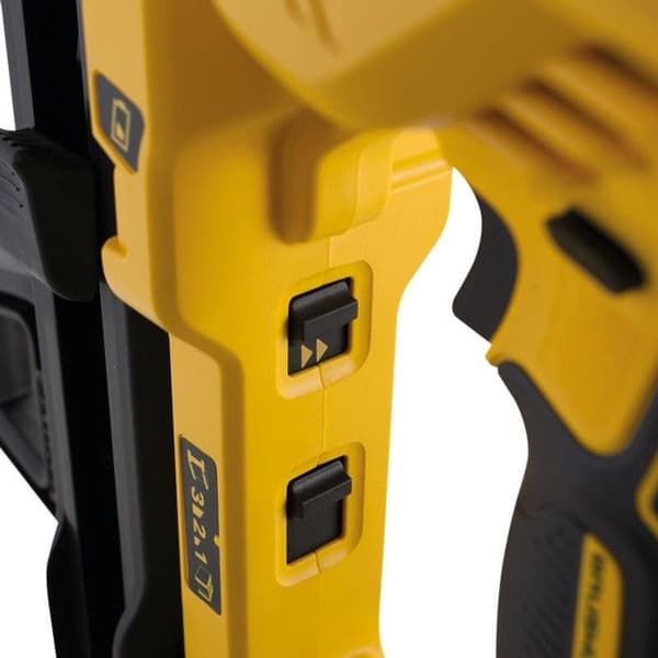 DEWALT DCN890P2 sladdlös spikpistol - 18V 2 x 5 Ah Li-Ion betong och stål