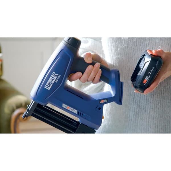 18V batterihäftapparat för 53/8-20mm - 8/15-20mm - RAPID - BTX553 - Fodral + 2,5Ah batteri + laddare