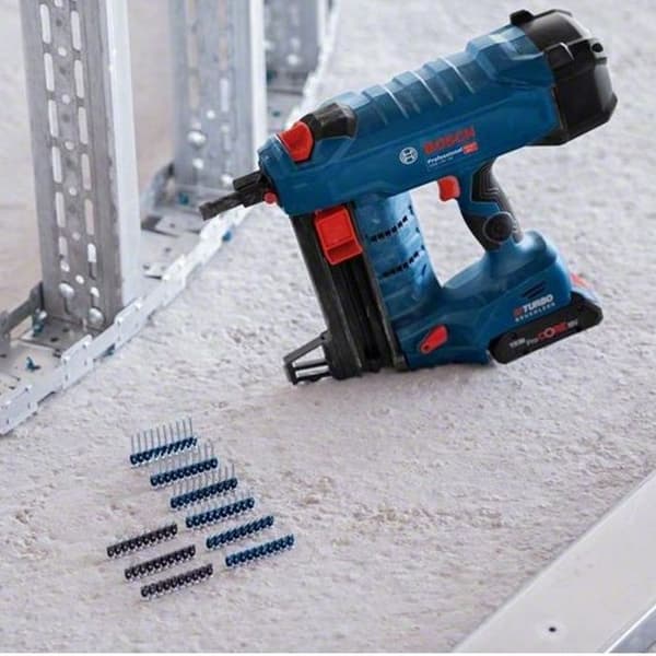 Batteridriven betongspikpistol - Bosch - GNB 18V-38 - BITURBO-teknologi - 18V strömförsörjning - Professionell