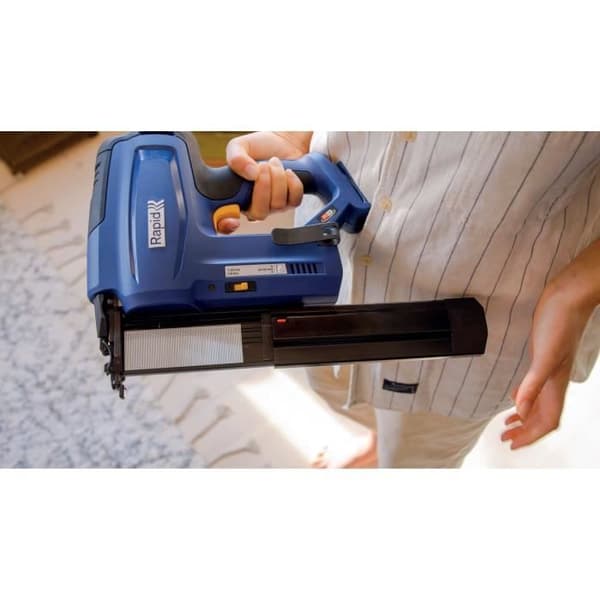 18V batterisømpistol til 8/20-50mm - RAPID - BNX50 - Kuffert + 2,5Ah batteri + oplader