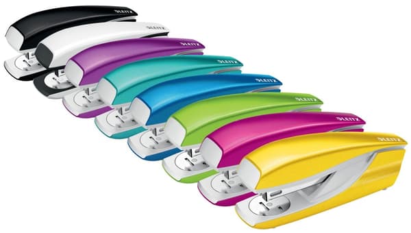 Häftapparat LEITZ 5502 30ark WOW blå