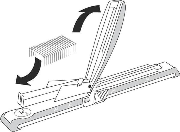 Häftapparat LEITZ 5560 lång arm svart