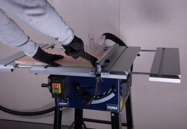 FERM TSM1033 Savbord - 1800W  - DIY