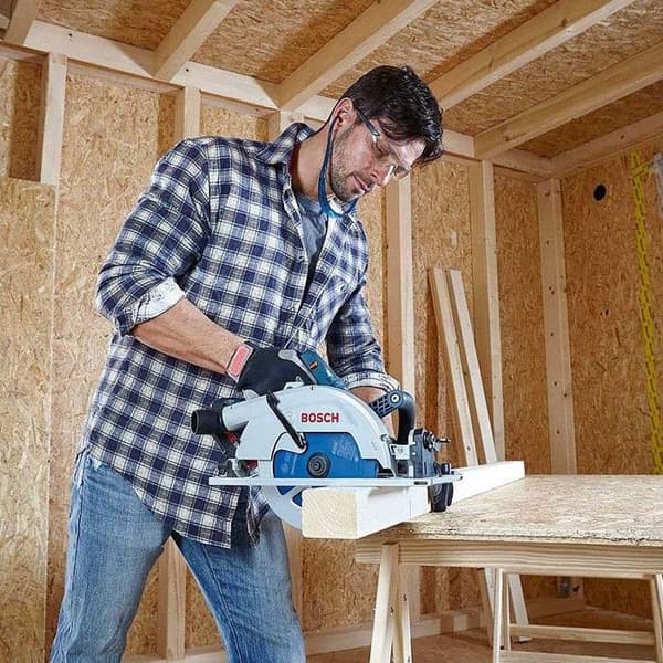 18V cirkelsåg GKS 18V-68 GC Professional (utan batteri eller laddare) + L-BOXX box - BOSCH - 06016B5100