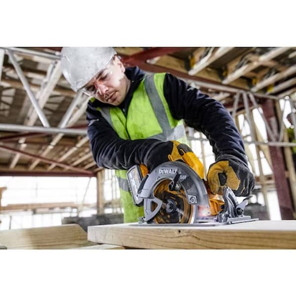 Cirkelsåg 2.0 XR FLEXVOLT 54V 2Ah Li-Ion Borstlös DEWALT - 190mm - utan batteri - TSTAK box - DCS578NT-XJ